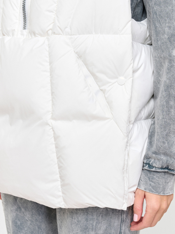 Э24IM-Z736.0TC24IT-717/м/24-02 Жилет утепленный Diego M