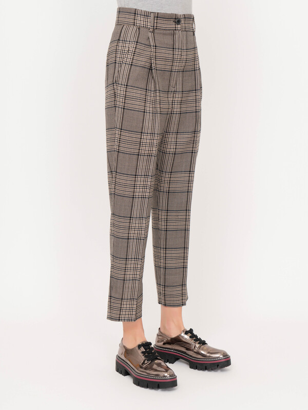 Э31360906 INPUT/20-02 Брюки Marella