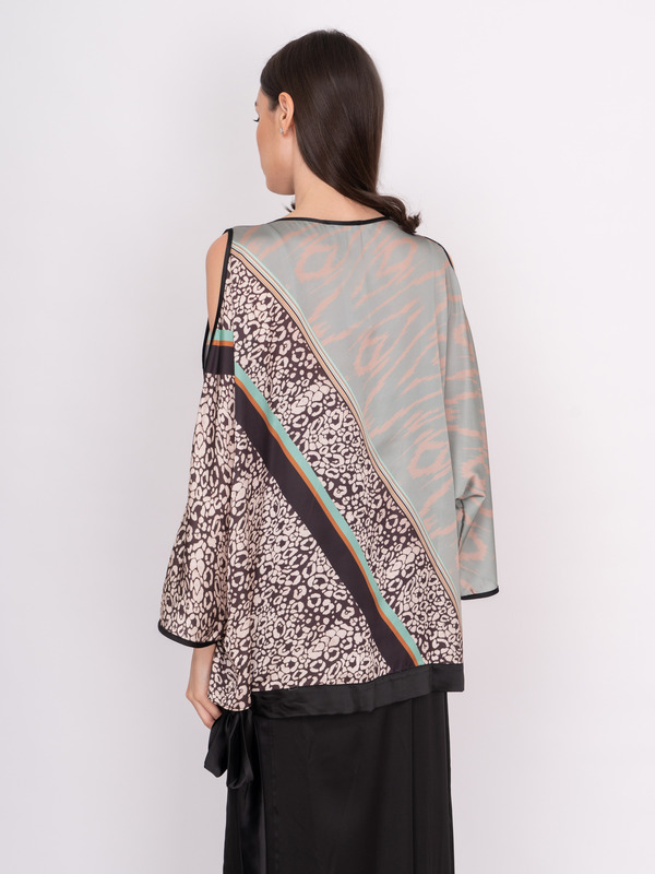 Э22SBLO003V00/22-01 Блуза Verda