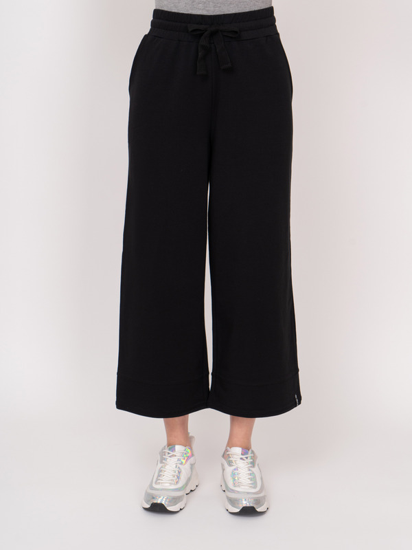 Э821001-26108/22-01 Брюки Samoon