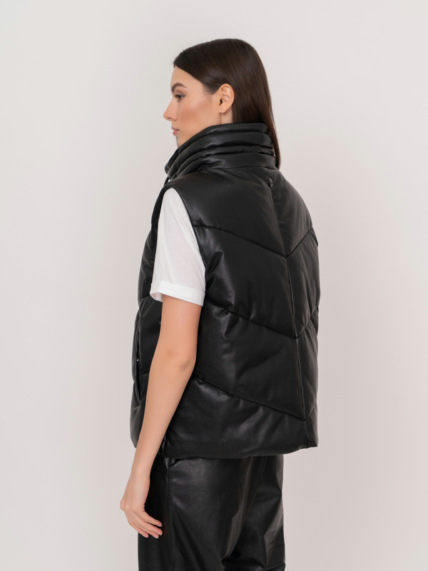 Э840003-21535/м/22-01 Жилет Samoon