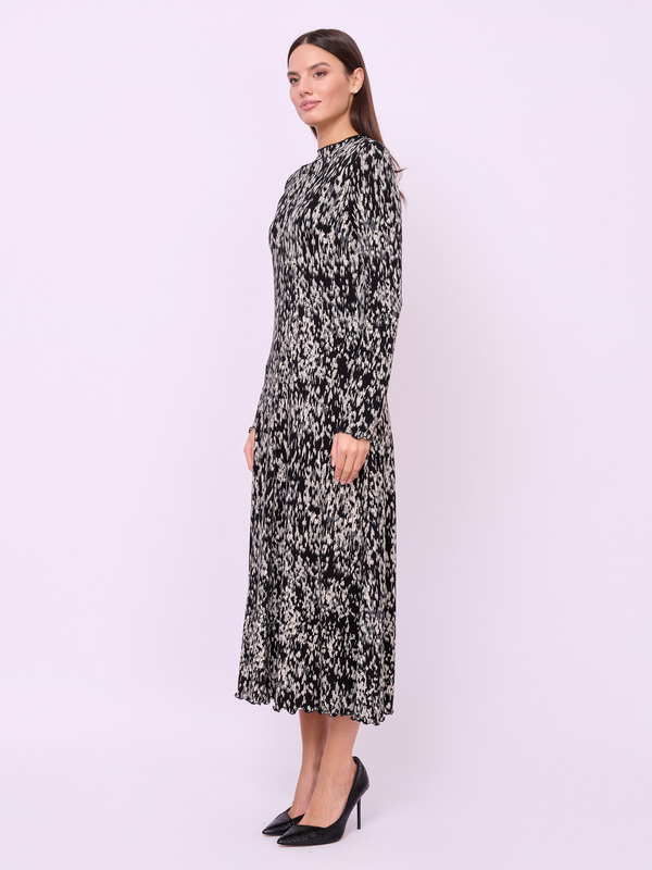 Э481414-16410/23-02 Платье тр. Taifun