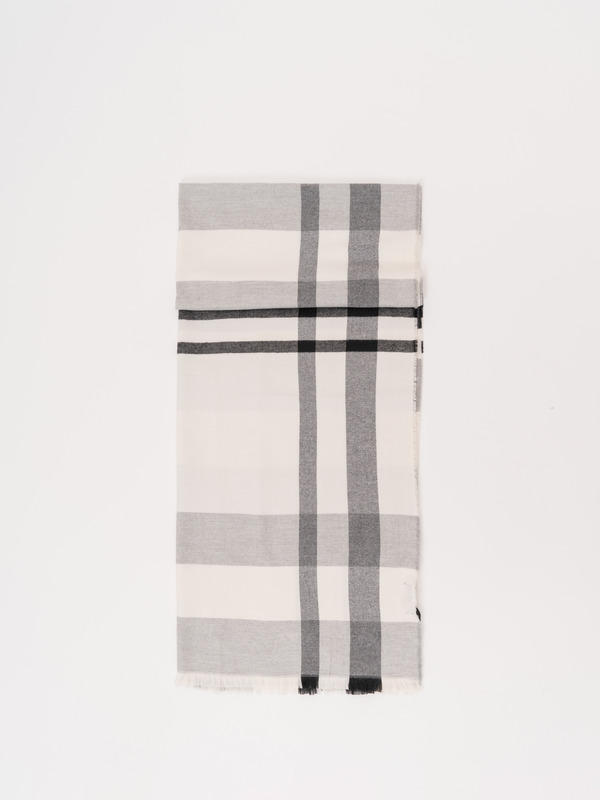 светло-серый