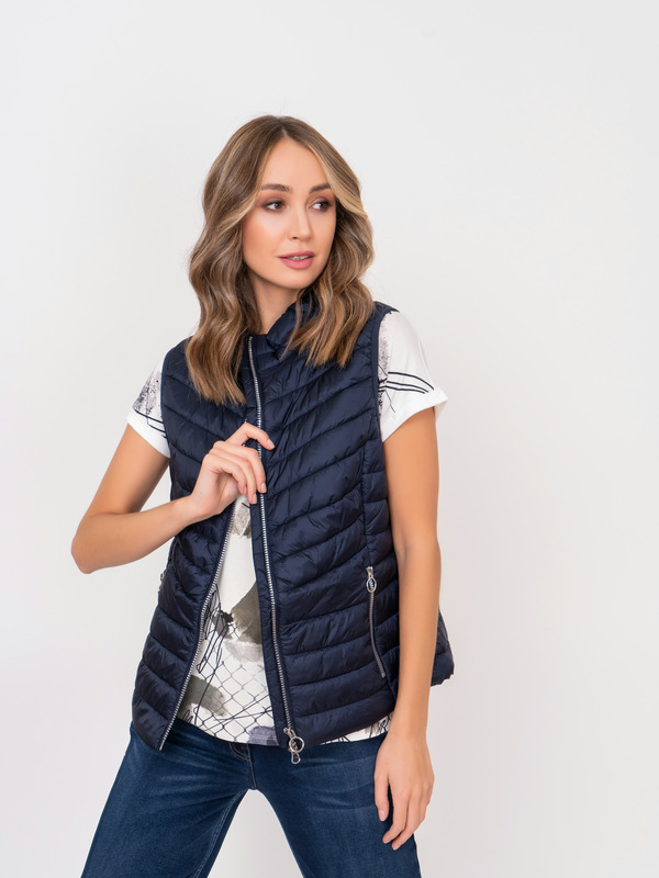 Э7240/1902/21-02 Жилет утепленный Betty Barclay