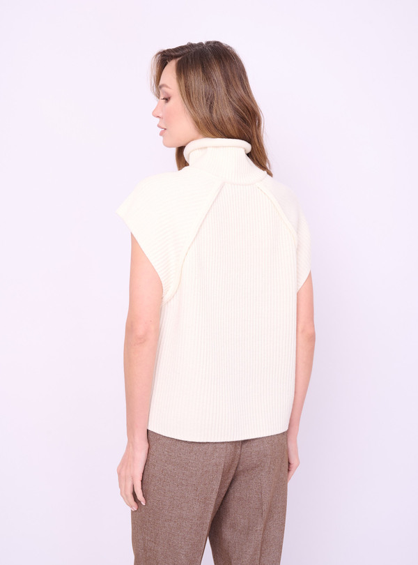 5106-227/26-02 Жилет вязаный Franco Vello