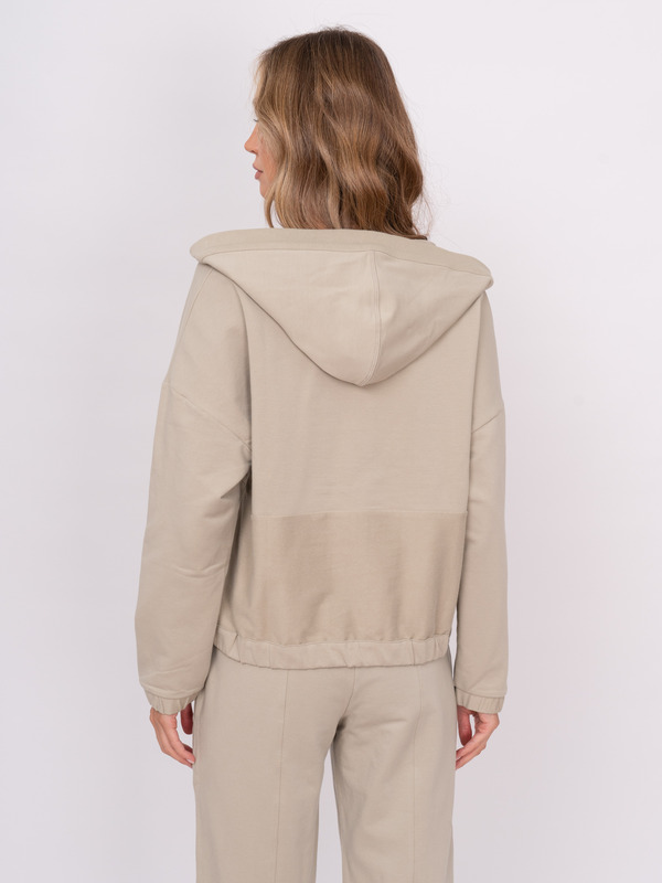 Э821362/30001/22-01 Толстовка Unq