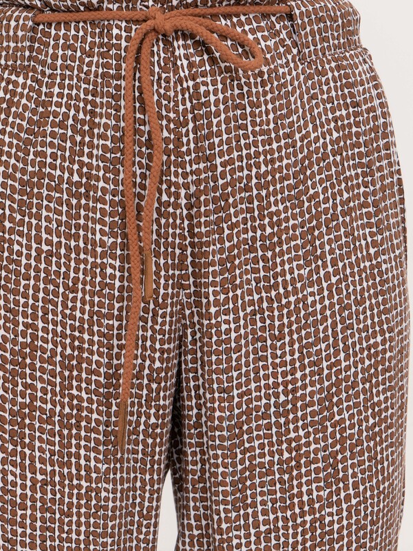 Э6151/3898/21-01 Брюки Betty&CO