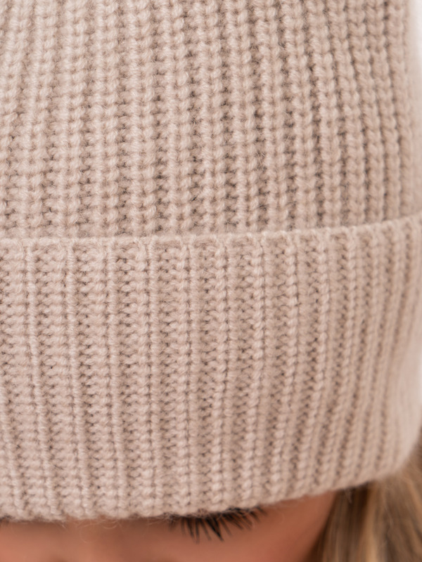 Э848998/5879/21-02 Шапка Luisa Cerano