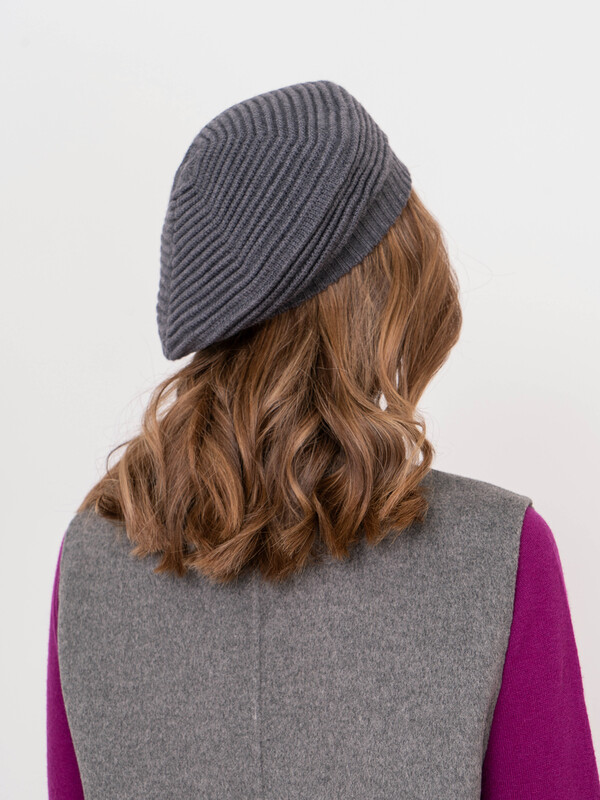 ЭMILLIMETRO/21-02 Берет Luisa Spagnoli