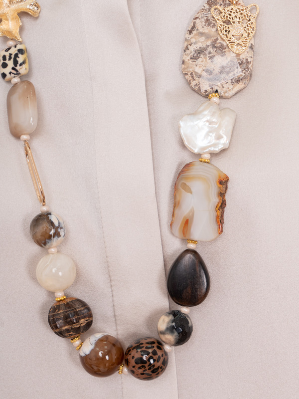 334606/21-02 Бусы Леопард в Белых скалах ср. Ярославна