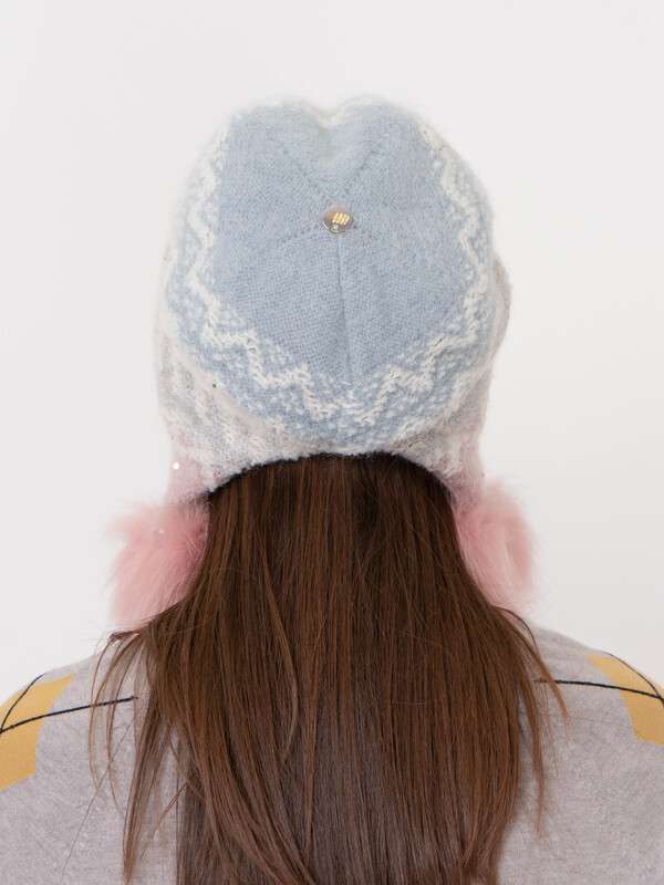 ЭS6755 PP66/20-2 Шапка с помпоном Vizio