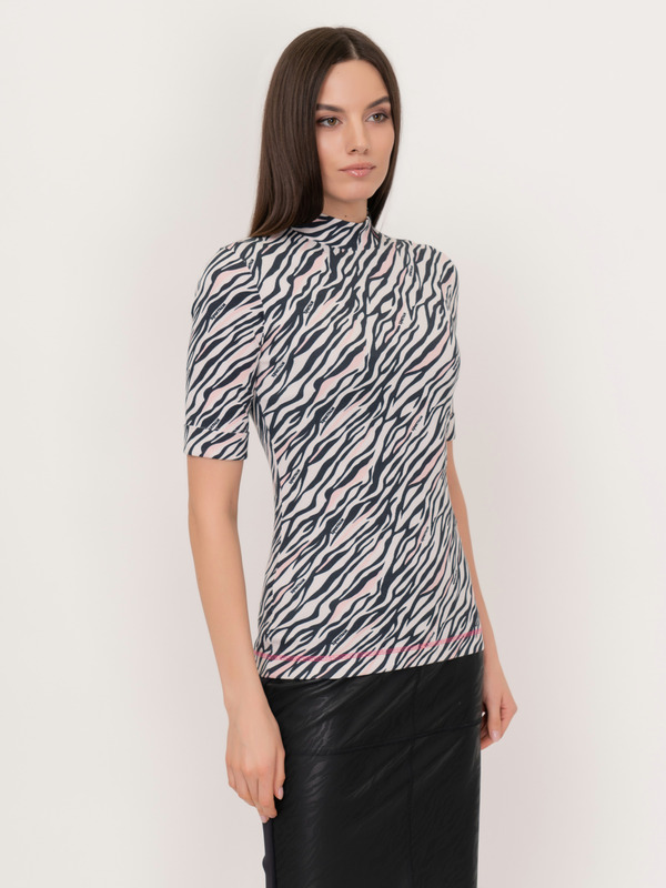 Э95125/20722/21-01 Футболка Sportalm