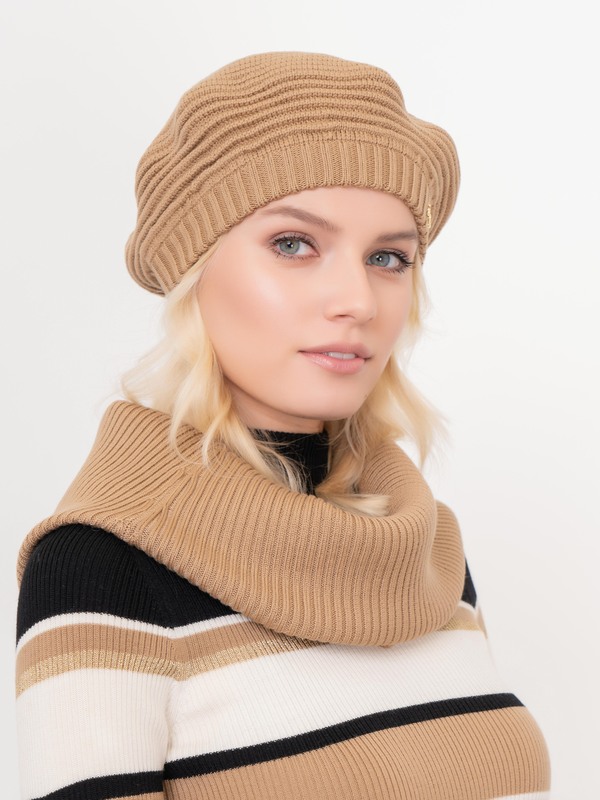 ЭMILLIMETRO/20-02 Берет Luisa Spagnoli