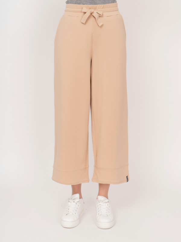 Э821001-26108/22-01 Брюки Samoon