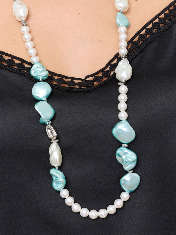 Э426936/24-02 Бусы Выход в свет дл. Ярославна