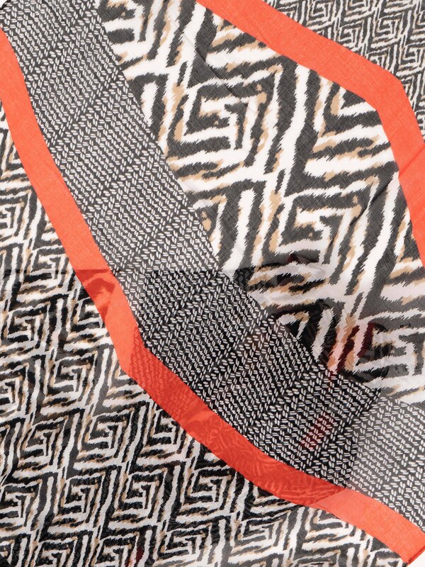 Э500018-72016/21-01 Шарф Gerry Weber