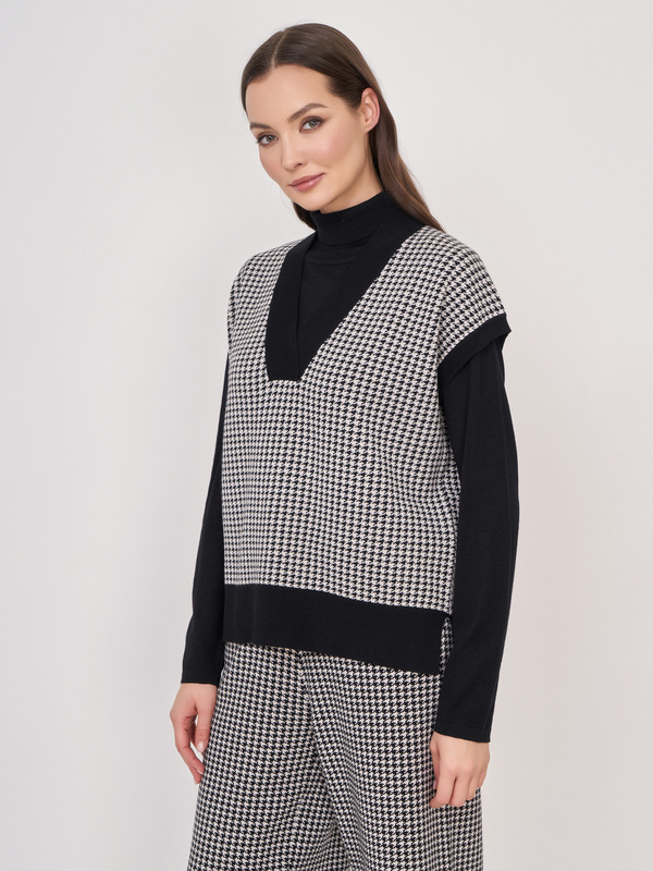 Э822145/20049/22-02 Пуловер Unq