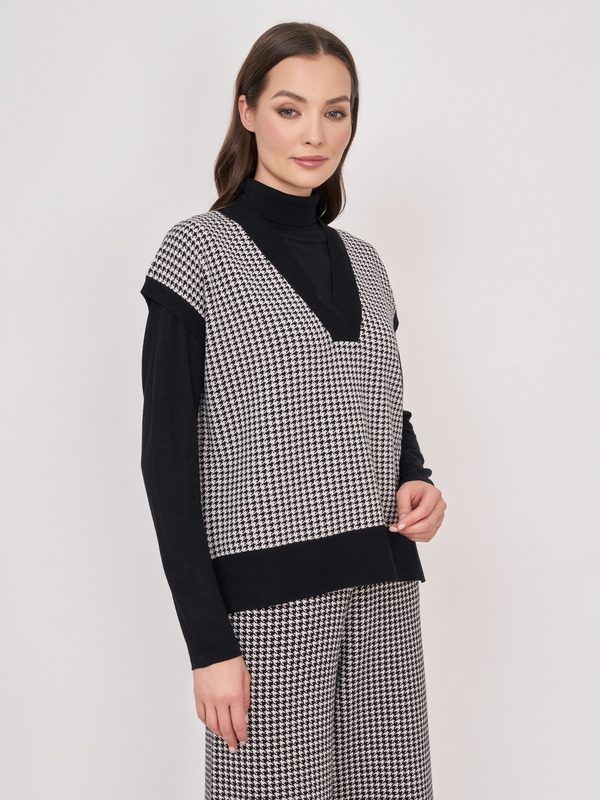 Э822145/20049/22-02 Пуловер Unq