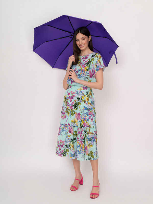 фиолетовый