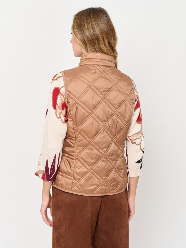 Э7220/1040/м/24-02 Жилет утепленный Betty Barclay