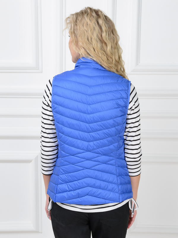 Э5300/2411/19-01 Жилет (пуховик) Betty Barclay