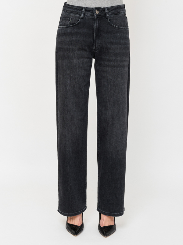 Э6524/3377/м/24-02 Брюки джинсовые Betty&Co