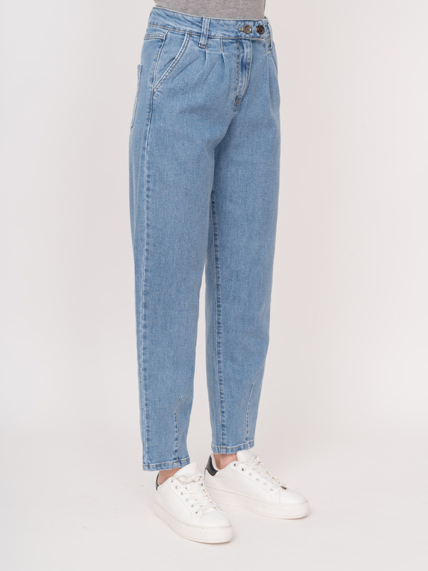 Э921120/10195/22-01 Брюки джинсовые Unq