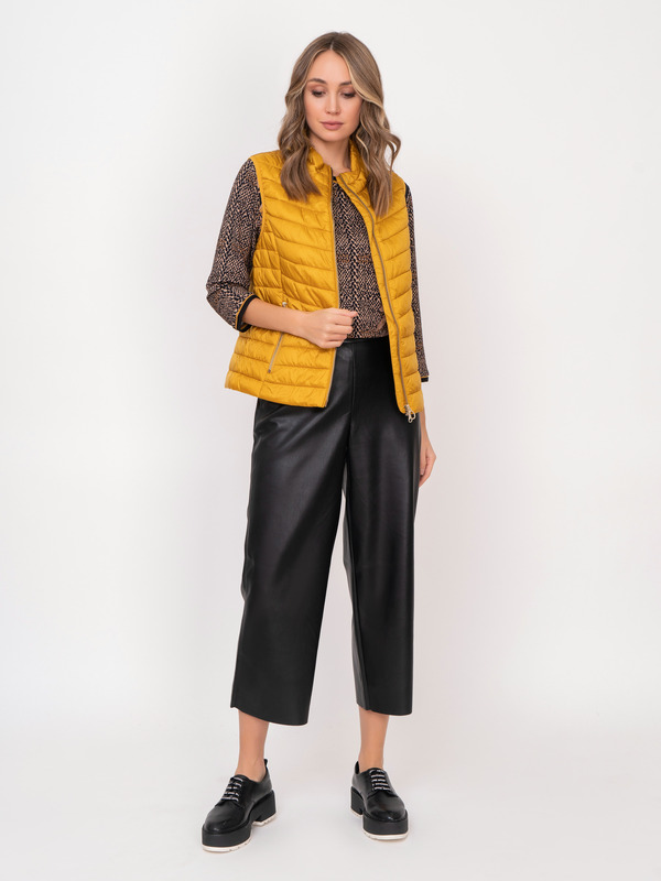 Э7240/1902/21-02 Жилет утепленный Betty Barclay