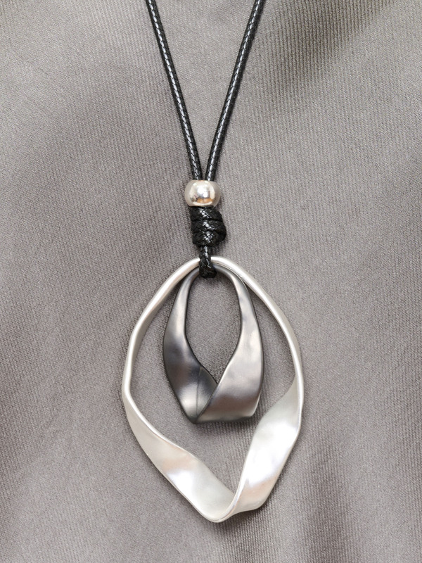 Э435167/24-02 Колье Мегаполис Ярославна