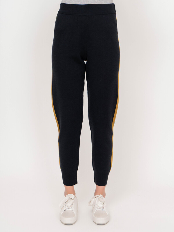 Э902496/20012/20-02 Брюки тр. Unq