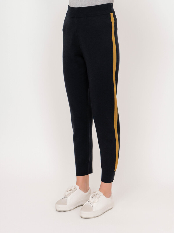 Э902496/20012/20-02 Брюки тр. Unq