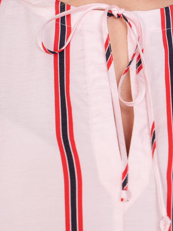 Э51023/19-01 Блуза Laurel