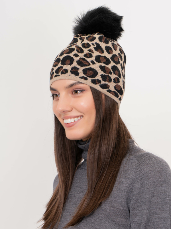 Э55760108 VENACO/20-02 Шапка с помпоном EMME