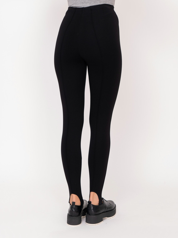 Э821004-16426/21-02 Брюки Taifun