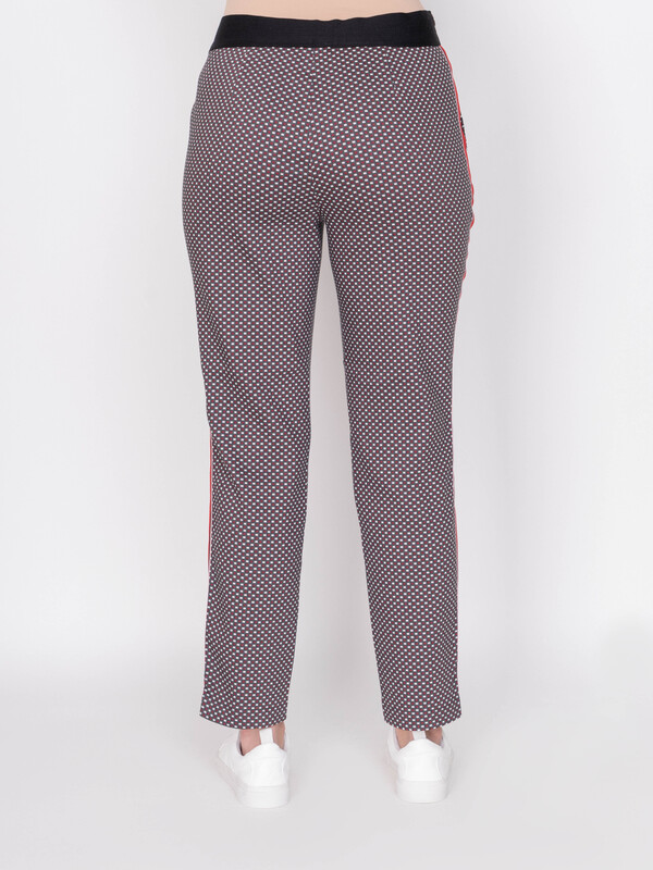 Э220020-21114/19-01 Брюки Samoon