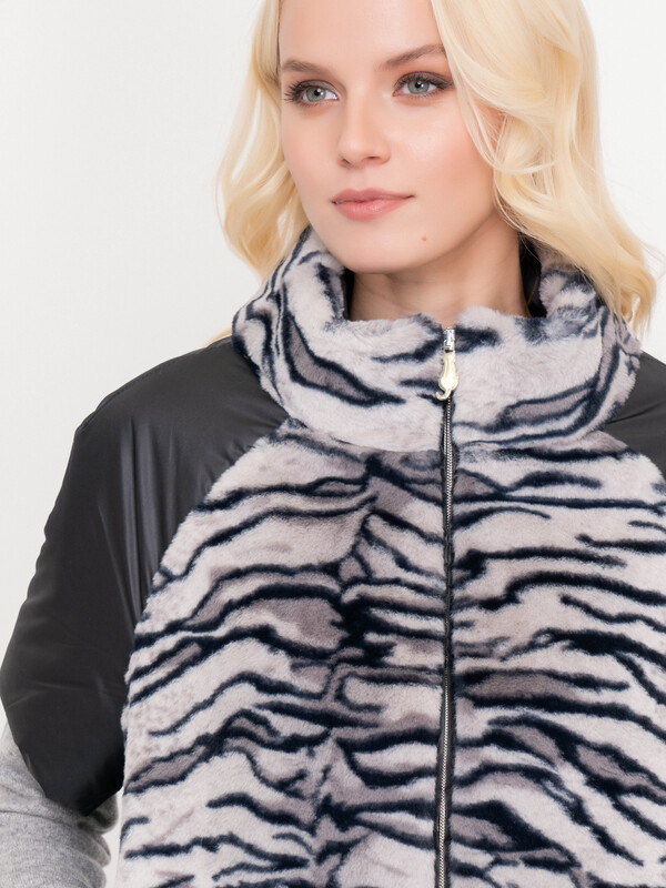 Э20D506/20-02 Жилет Donne da Sogno