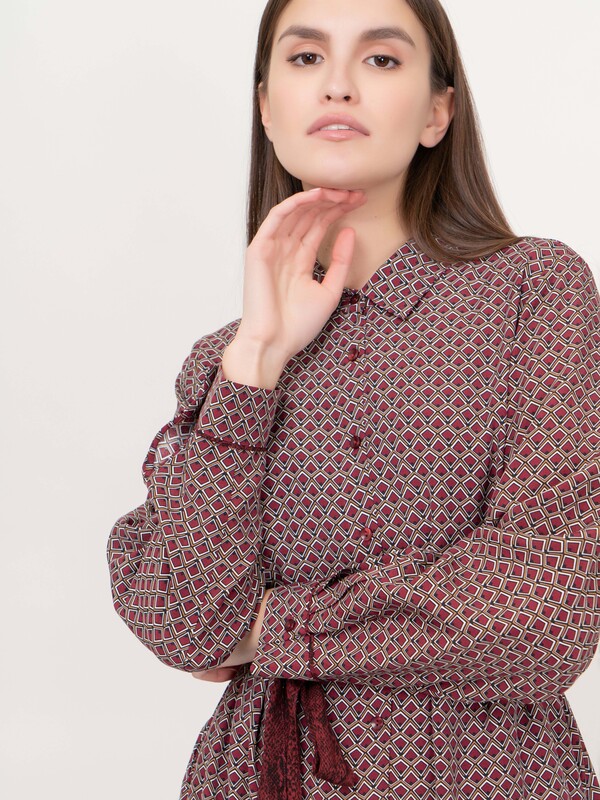 Э580018-21441/20-02 Платье Samoon