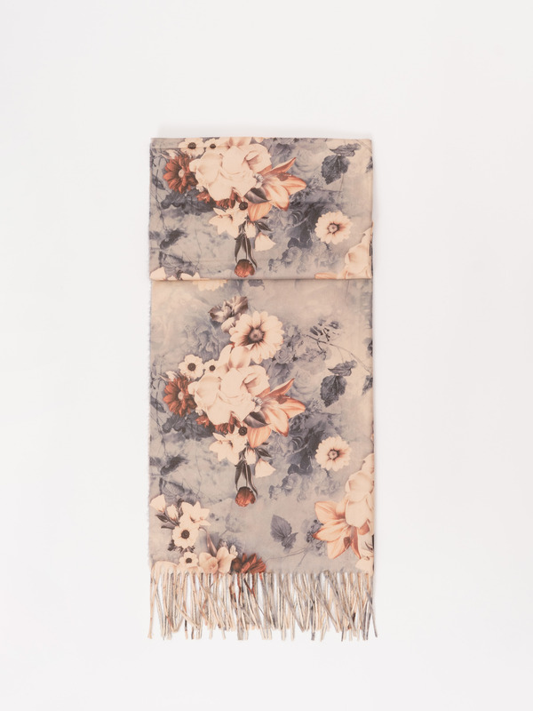 светло-серый