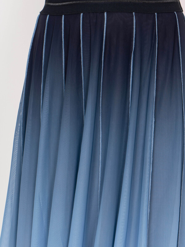 Э111003-16130/22-01 Юбка Taifun