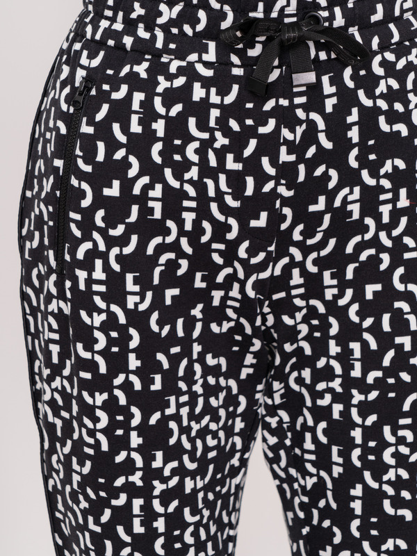 Э113456/22-02 Брюки тр.Rabe