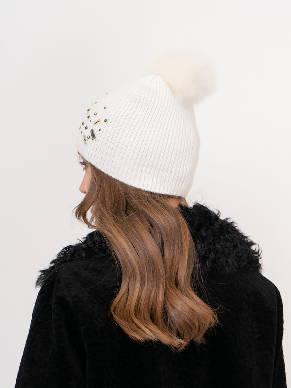 Э65760306 FIGLIO/20-02 Шапка с помпоном Marella