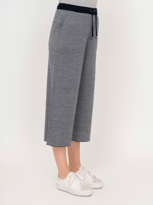 Э902164/20002/20-02 Брюки тр. Unq