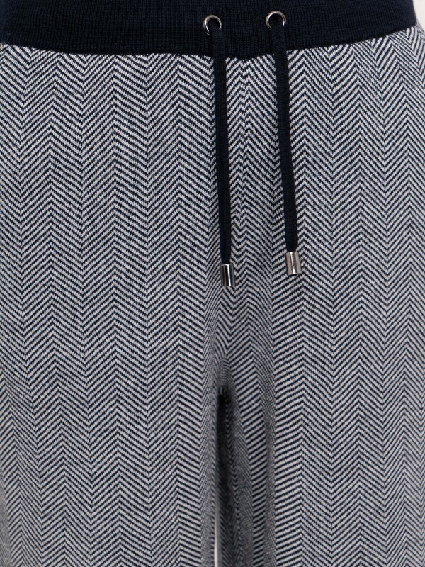 Э902164/20002/20-02 Брюки тр. Unq