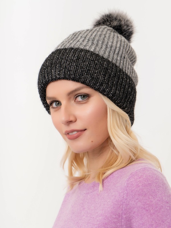 Э1030-221/20-02 Шапка с помпоном Franco Vello