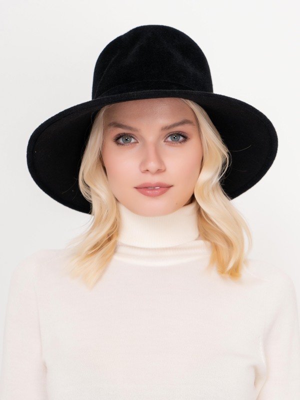 ЭRONALD/20-02 Шляпа Luisa Spagnoli