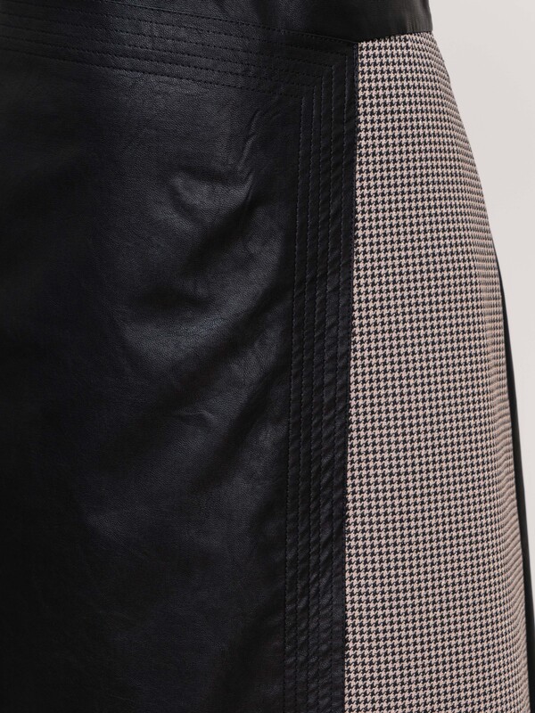 Э51060319 PUMA/21-02 Юбка EMME Marella