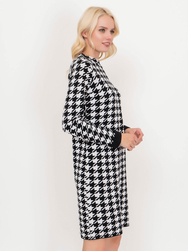 Э682010-15301/20-02 Платье тр. Taifun