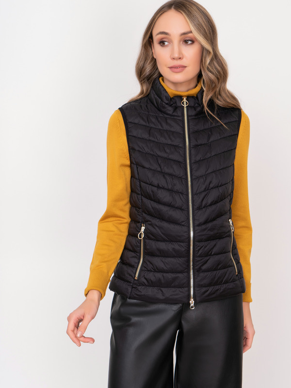 Э7240/1902/21-02 Жилет утепленный Betty Barclay