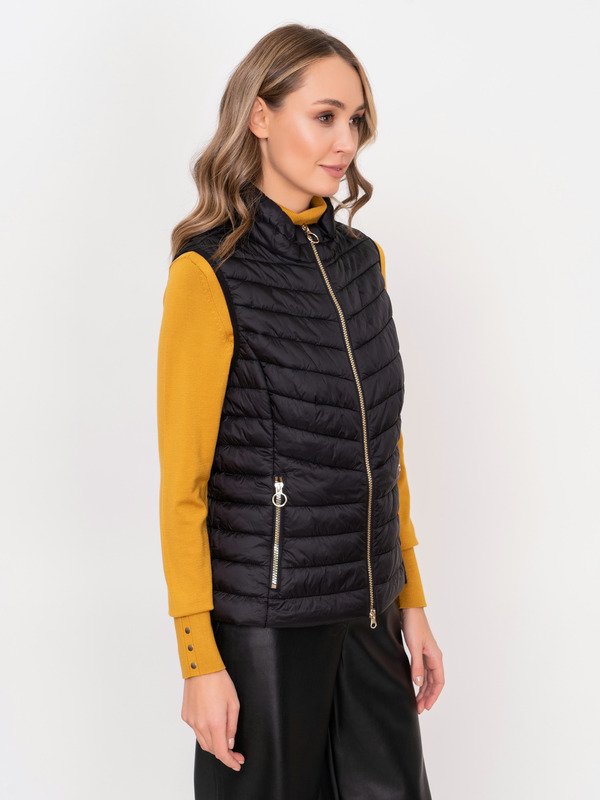 Э7240/1902/21-02 Жилет утепленный Betty Barclay