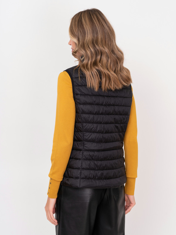 Э7240/1902/21-02 Жилет утепленный Betty Barclay